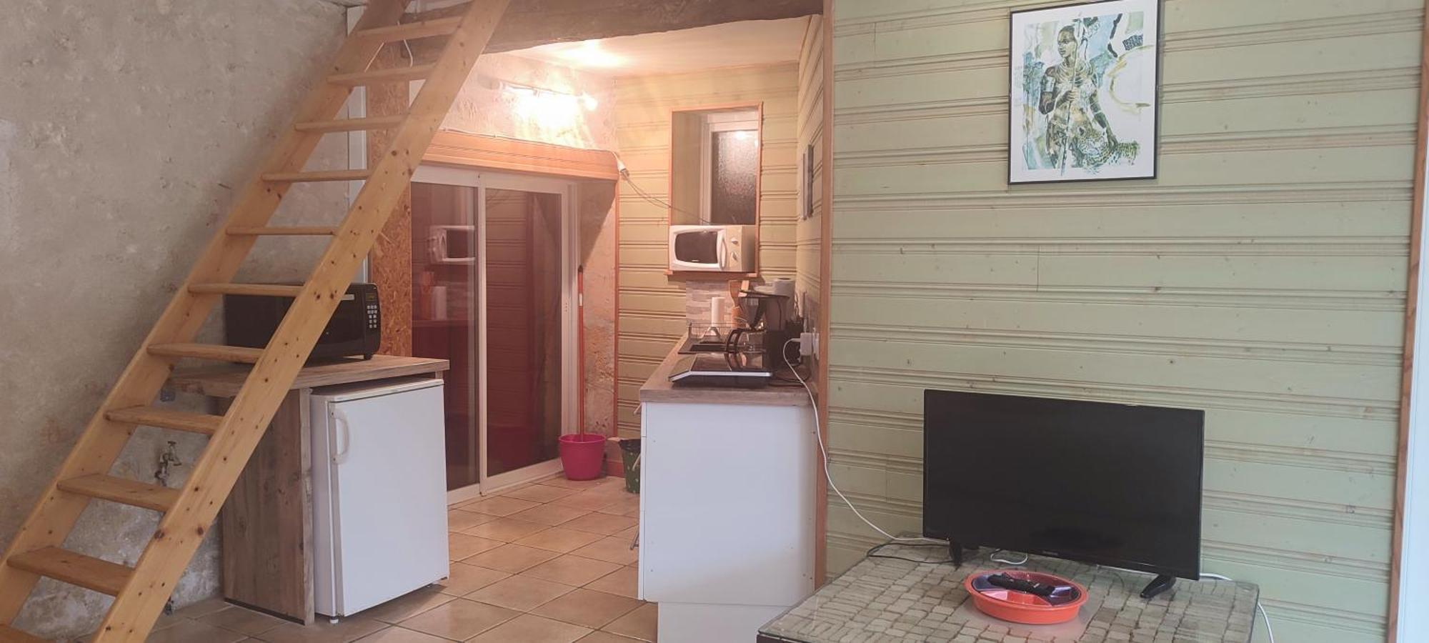 Gite Cosy, Sur Jardin, Terrasse Privee, Parking Au Calme En Rdc Gémozac Dış mekan fotoğraf
