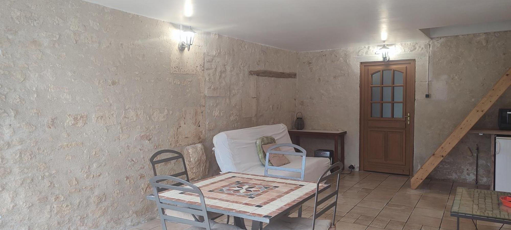 Gite Cosy, Sur Jardin, Terrasse Privee, Parking Au Calme En Rdc Gémozac Dış mekan fotoğraf