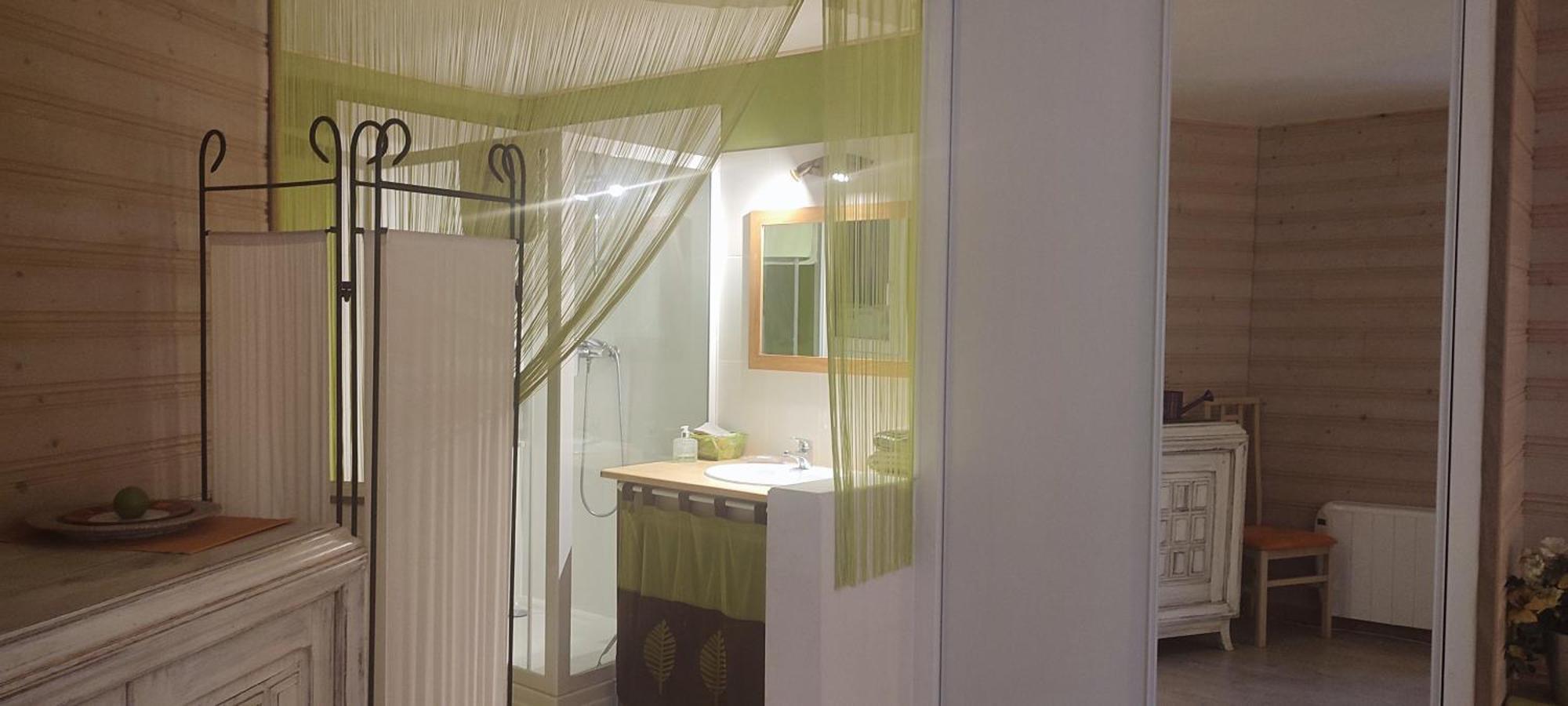 Gite Cosy, Sur Jardin, Terrasse Privee, Parking Au Calme En Rdc Gémozac Dış mekan fotoğraf